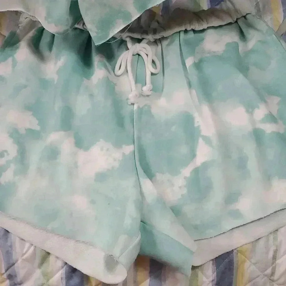 Flirtitude pale mint shorts - Picture 5 of 7